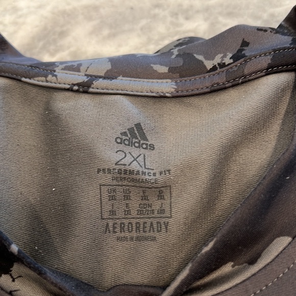 Adidas aeroready mens tee - Picture 2 of 5